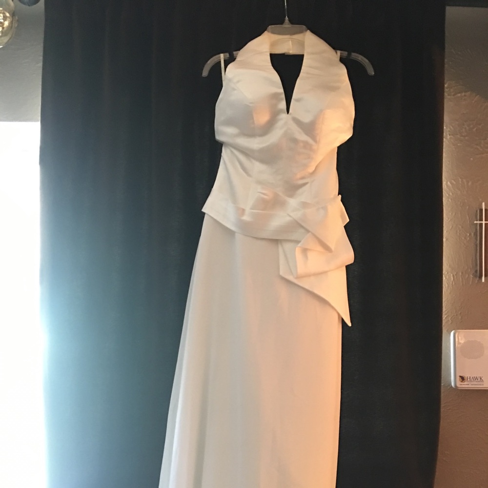 NWT Couture wedding dress sz 5